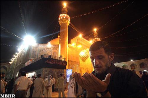 روایت عكاس ایرانی از نخستین شب قدر حرم علی (ع) پس از سقوط صدام