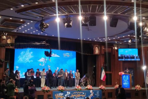 کمک کنیم رسانه ملی به معنای واقعی مرجع باشد