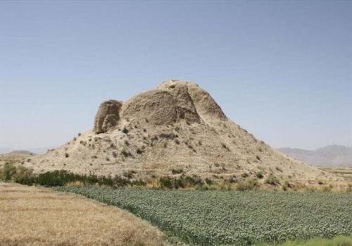 وضعیت اضطراری حریم آثار تاریخی در چهارمحال و بختیاری