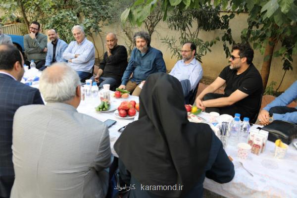 تلویزیون ۱۵ سریال آماده پخش دارد