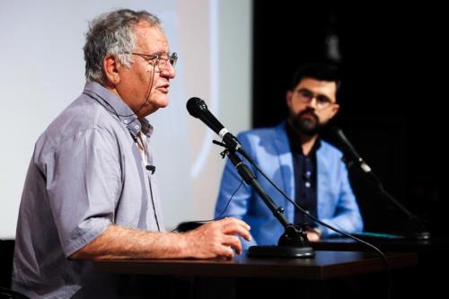 در دوران فیلسازی ام ذره ای رانت یا پول از جایی نگرفتم