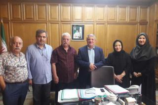 هنرمندان تئاتر با رئیس شورای شهر تهران دیدار كردند